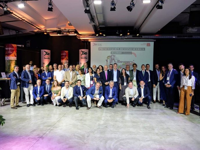 Foto de familia tras el workshop de Madrid.