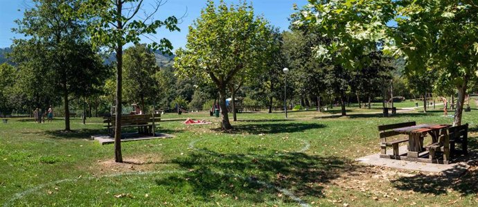 La playa verde de San Antonio, en Rekalde.