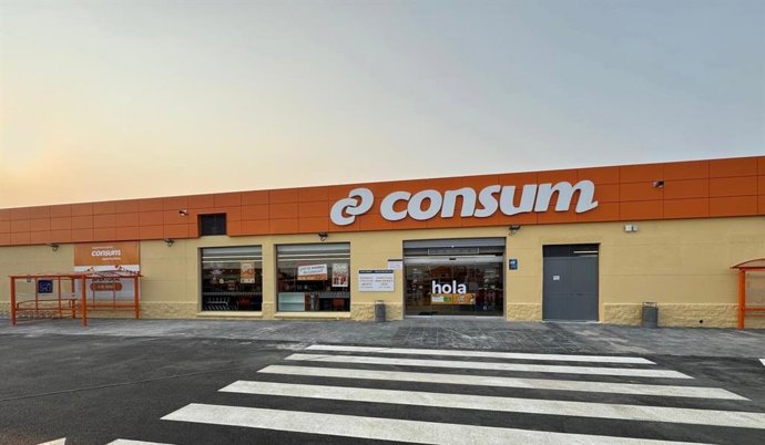 Consum abre dos nuevas tiendas en Sueca y Torrevieja y ya supera las 500 tiendas propias