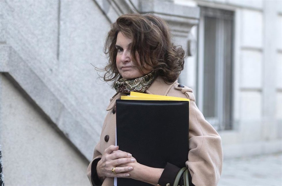 Archivo - La jefa de la Fiscalía Provincial de Madrid, Pilar Rodríguez, a su llegada al Tribunal Supremo.