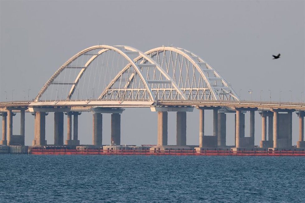 Vista general del puente que conecta la península de Crimea con la región rusa de Krasnodar