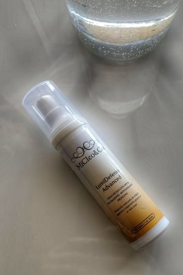 LumiDefense: SPF avanzado y tratamiento global en un solo paso.