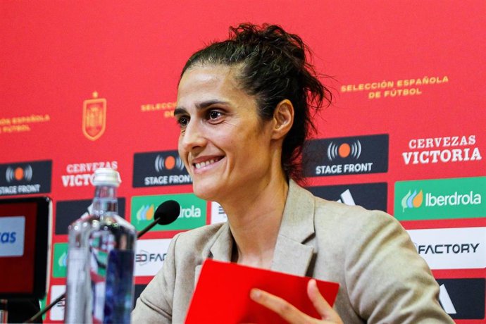 Archivo - Montse Tomé durante una rueda de prensa como seleccionadora