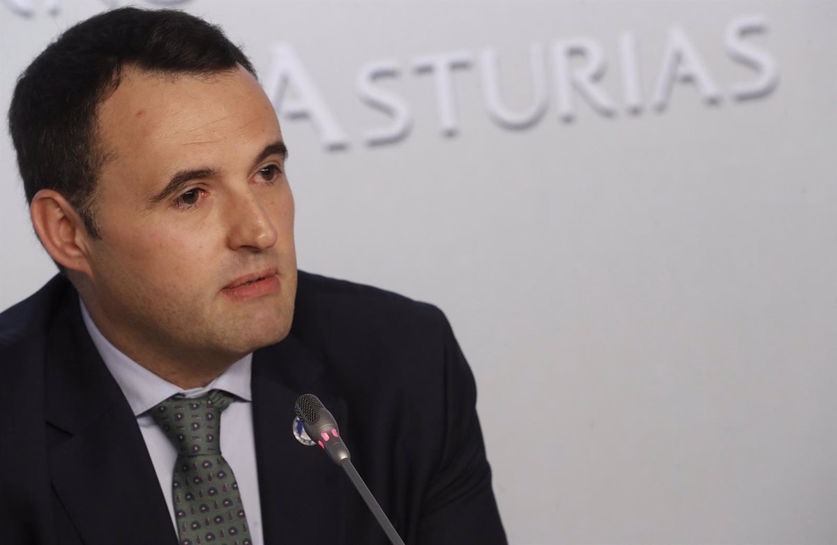 Peláez advierte a las familias de que las deducciones autonómicas no aparecen por defecto en el borrador de la Renta