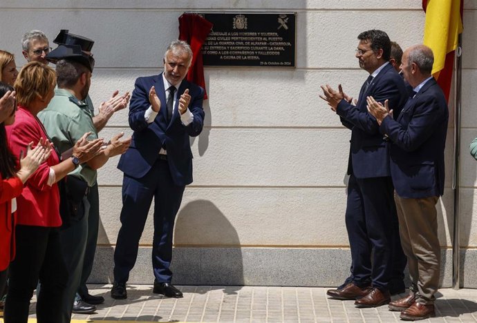 El ministro de Política Territorial y Memoria Democrática, Ángel Víctor Torres