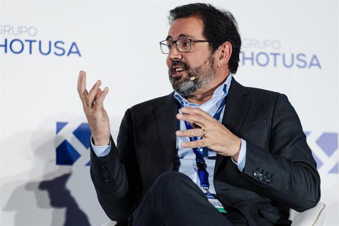 Archivo - El presidente de ALA, Javier Gándara,