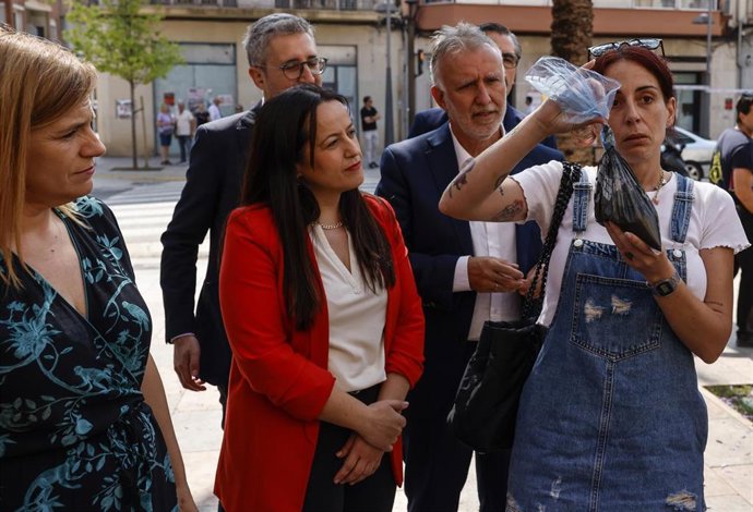 Visita a Catarroja de la delegada del Gobierno, Pilar Bernabé; la alcaldesa, Lorena Silvent, y el ministro Ángel Víctor Torres