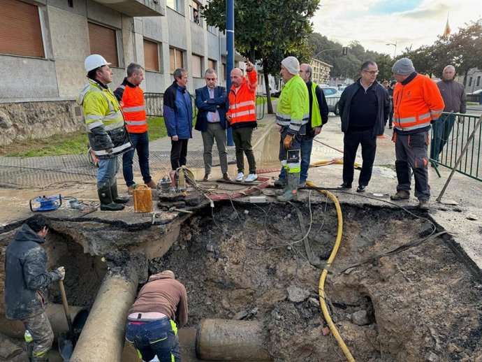 El consejero Roberto Media en una visita a Laredo
