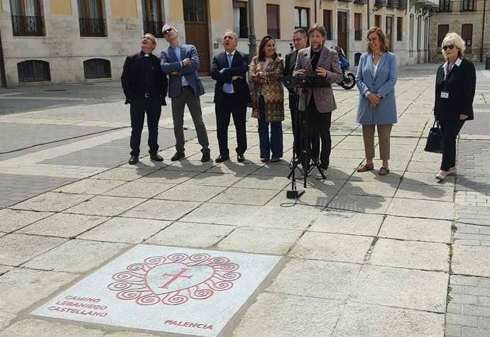 Inauguración del kilómetro cero del Camino Lebaniego en Palencia.