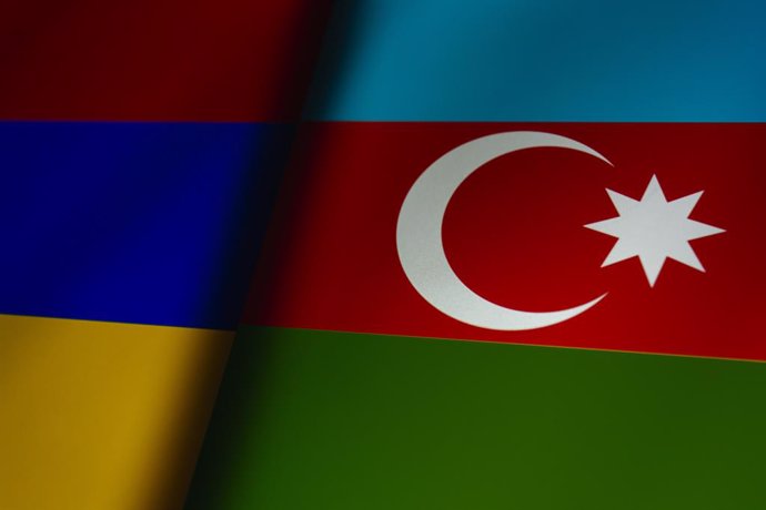 Archivo - May 26, 2023, Asuncion, Paraguay: Visual representation of cropped flags of Armenia and Azerbaijan displayed on a screen.