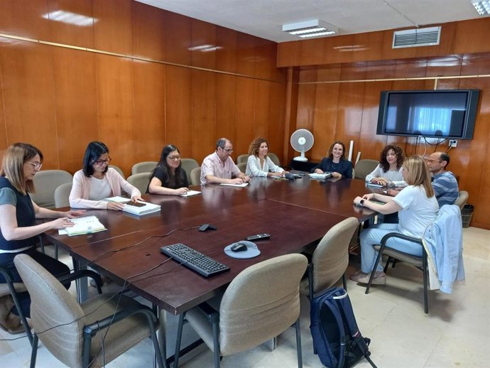 Reunión de la mesa técnica para actualizar el planeamiento urbanístico de Villaviciosa de Córdoba.