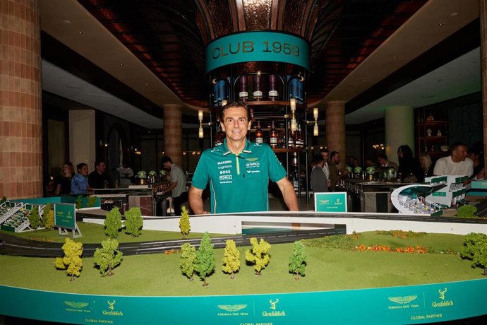 El expiloto español Luis Pérez Sala en el Club 1959 Gleenfiddich a su paso por Barcelona con motivo del GP de España en el circuito de Montmeló.