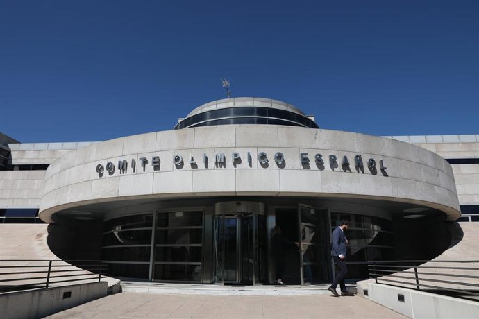 Archivo - Fachada de la sede del Comité Olímpico Español (COE), en Madrid.