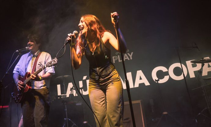 El dúo La última copa, ganador de la I edición del concurso de talentos Endesa Play