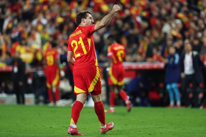 Archivo - Mikel Oyarzabal of Spain celebrates a goal during the UEFA Nations League Quarterfinal Leg Two match between Spain and Netherlands at Mestalla stadium on March 23, 2025 in Valencia, Spain.