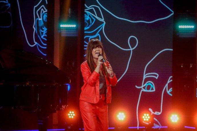 Archivo - La cantante Vanesa Martín en el especial solidario ‘Unidos por la paz: Ucrania en el corazón’, a 6 de abril de 2022, en Madrid (España).