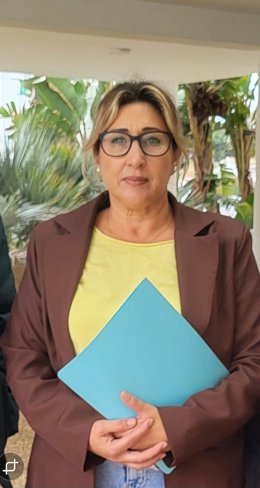 La portavoz del Grupo Popular en el Ayuntamiento de Punta Umbría, Rosa Crespo.