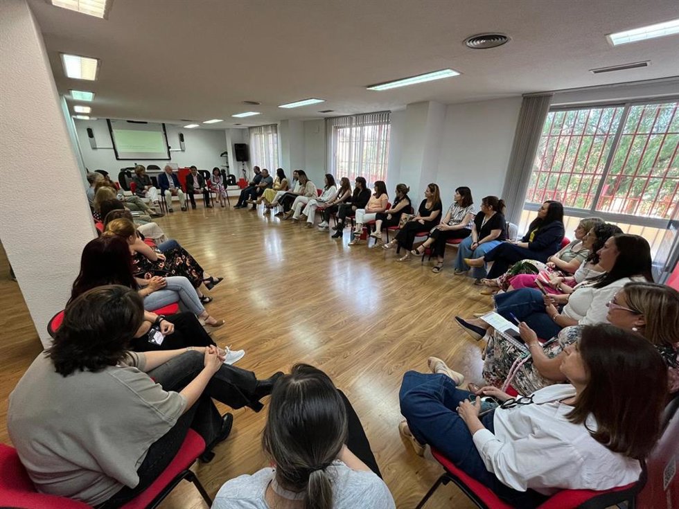 Encuentro entre la Diputación de Jaén y Cruz Roja.