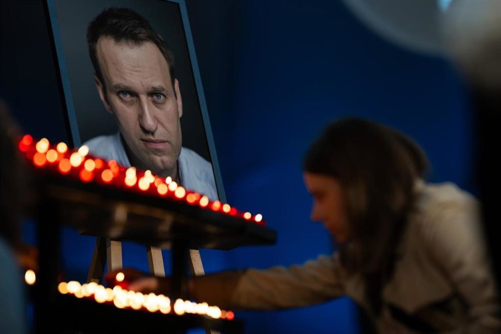Archivo - Imagen de archivo de un memorial por Alexei Navalni
