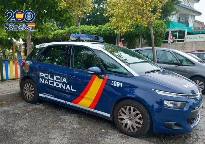 Archivo - Imagen de un coche de la Policía Nacional.