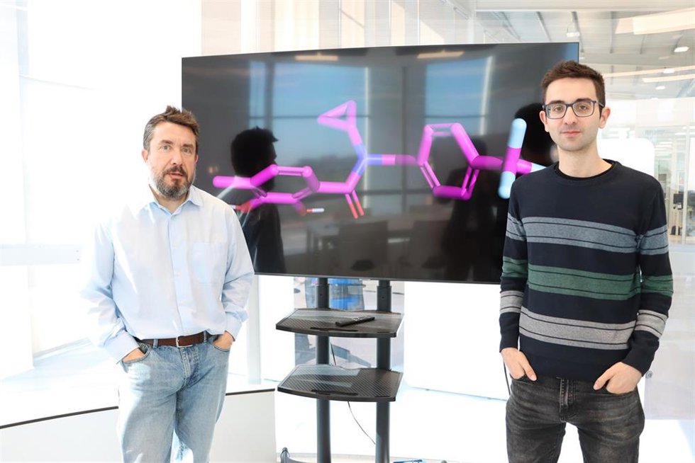 Horacio Pérez Y Alejandro Rodríguez, Del Grupo De Investigación BIO-HPC De La UCAM.