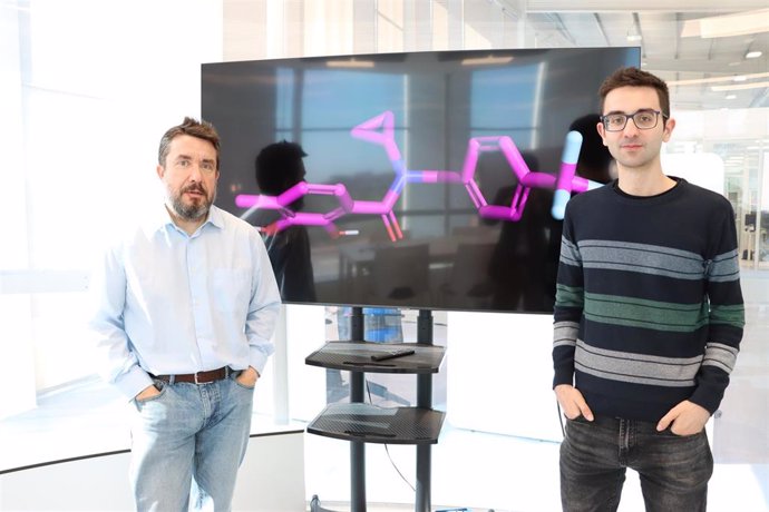 Horacio Pérez Y Alejandro Rodríguez, Del Grupo De Investigación BIO-HPC De La UCAM.