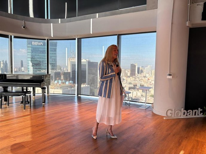 Archivo - La consejera de Economía, Hacienda y Empleo, Rocío Albert