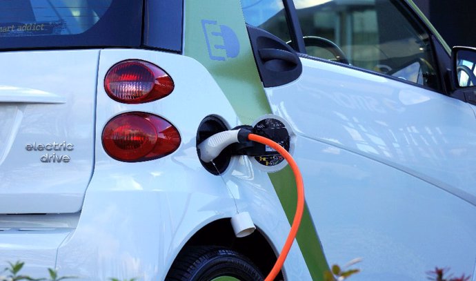 Coche eléctrico.