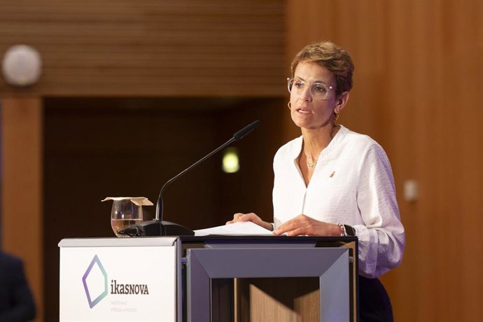 María Chivite interviene en la apertura de la  I Jornada sobre Competencia Digital Educativa.