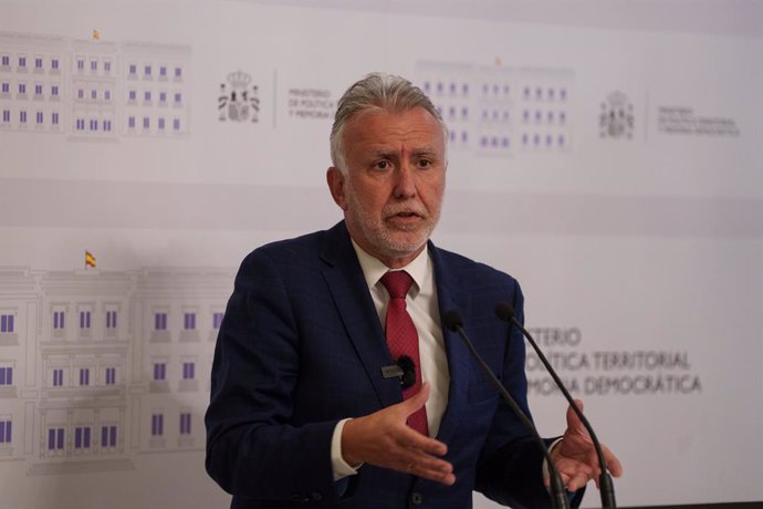 El ministre de Política Territorial i Memòria Democràtica, Ángel Víctor Torres