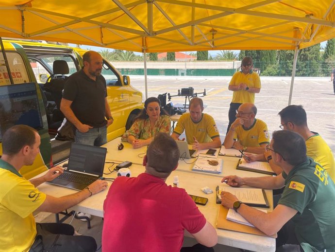 La secretaria autonómica de Energía, Sostenibilidad y Acción Climática, María Cruz Ferreira, dirigió la jornada técnica en el complejo forestal de El Valle, en la que participaron Unidad de Análisis del Ministerio (UMAP) y el equipo de Dirección General