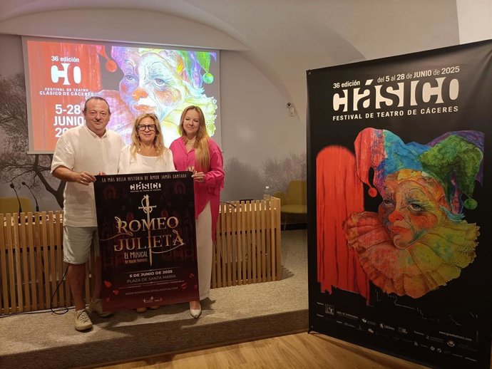 Presentación del musical Romeo y Julieta que inaugura el 36º Festival de Teatro Clásico de Cáceres