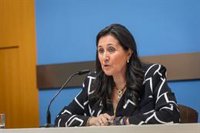 Espinosa replica al PSOE que en un mes se ingresará el dinero de las ayudas del cheque familia