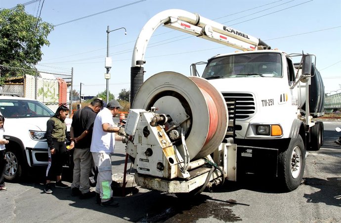 Archivo - Arquivo - Três trabalhadores da Pemex morrem, elevando o total para 18, 182 casos confirmados