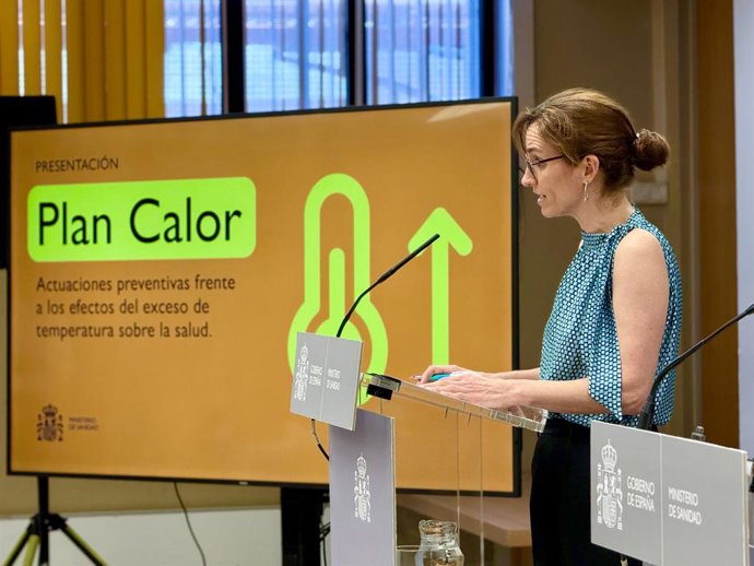 A Ministra da Saúde, Mónica García, apresenta o Plano Nacional de Ações Preventivas sobre os Efeitos do Excesso de Temperatura na Saúde 2025.