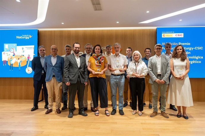 Un proyecto para el desarrollo de una nueva tecnología fotovoltaica obtiene Premio Fundación Naturgy-CSIC