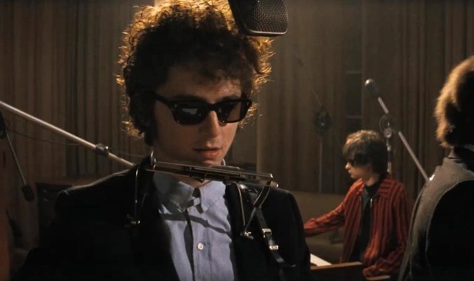 Llega a Disney+ Un completo desconocido, el biopic de Bob Dylan protagonizado por Timothée Chalamet