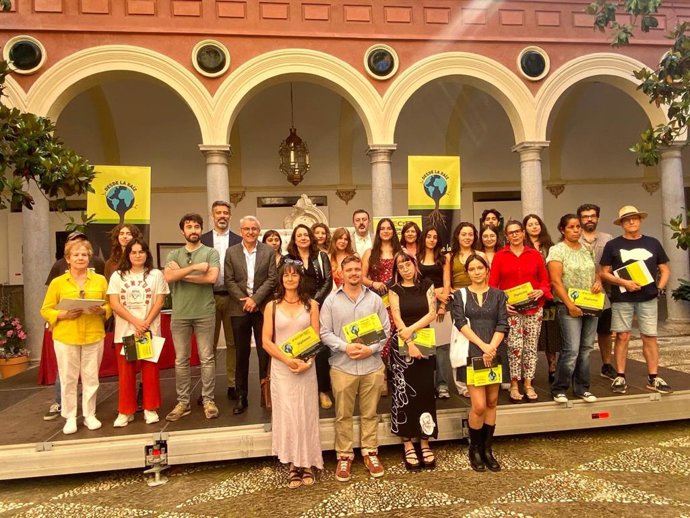 Entrega de premios de la octava edición del Certamen de Arte y Reciclaje Re-Crea