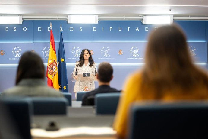 La portavoz de VOX en el Congreso, Pepa Millán, durante una rueda de prensa en el Congreso de los Diputados, a 3 de junio de 2025, en Madrid (España).