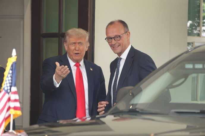 June 5, 2025, Washington, District of Columbia, USA: President Donald Trump welcomes German Chancellor Friedrich Merz to the White House on June 5, 2025. The bilateral meeting will focus on tariffs, Ukraine and other issues.