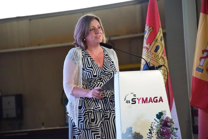 La consejera de Economía, Empresas y Empleo, Patricia Franco, en el 40 aniversario de la empresa Symaga, en Villarta de San Juan.