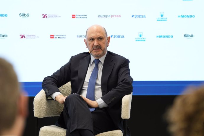 Rafael Louzan, President of Spanish Football Federation RFEF, during the Desayunos Deportivos Europa Press with Rafael Louzan, President of the RFEF, at Camilo Jose Cela University on May 06, 2025 in Milan, Italy.