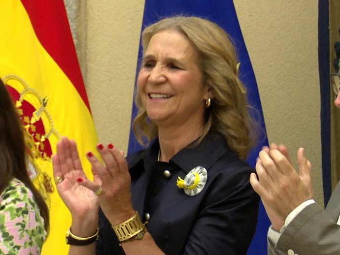 La Infanta Elena ha retomado sus compromisos oficiales en el Palacio Real de El Pardo