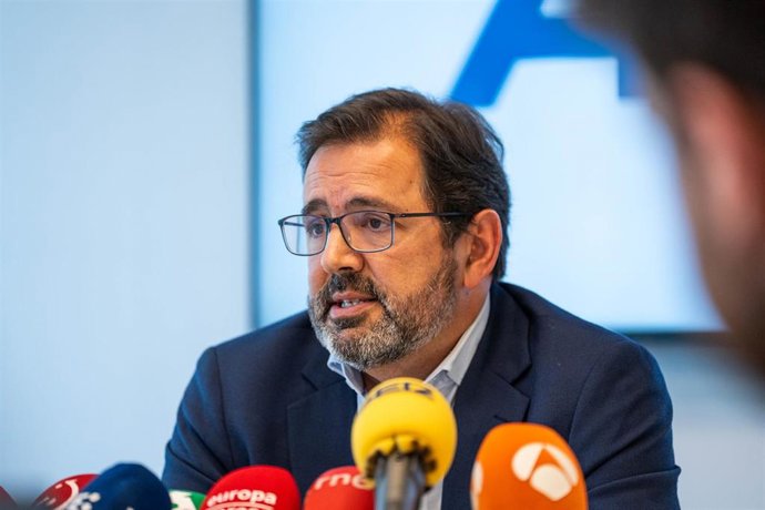 Archivo - El presidente de ALA, Javier Gándara, 