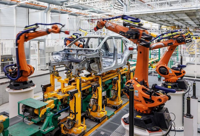 Archivo - Renault Group cierra una adquisición minoritaria y "estratégica" con Wandercraft, líder en robótica.  