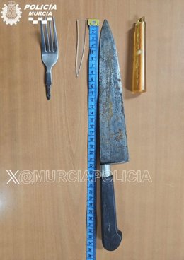 Imagen de los efectos intervenidos por la Policía Local de Murcia