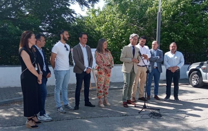 Andrés Lorite interviene en la presentación en Espejo del nuevo Circuito Cicloturista BTT en la comarca de Guadajoz-Campiña Este.