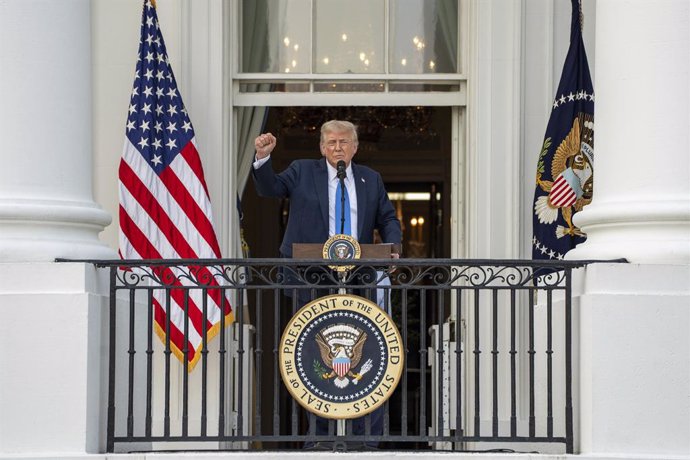 June 4, 2025, Washington, Dc, United States of America: U.S President Donald Trump, delivers remarks from the Truman balcony during the Summer Soiree event held on the South Lawn of the White House, June 4, 2025 in Washington, D.C.