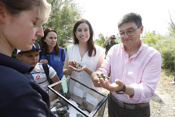 El río Gállego recibe, en Zaragoza, 15 nuevos galápagos europeos para impulsar la conservación de esta especie amenazada