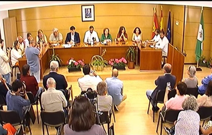 Pleno en el que ha sido nombrado Marcos Cascajero como alcalde de Chiloeches.